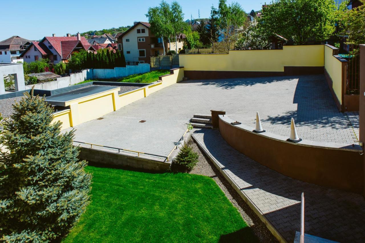 Pensiunea Imperial Targu Mures Exterior foto
