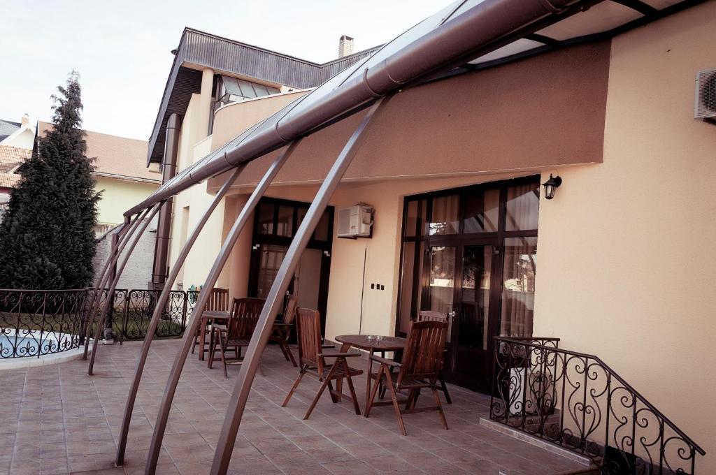 Pensiunea Imperial Targu Mures Exterior foto