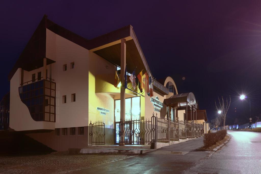 Pensiunea Imperial Targu Mures Exterior foto